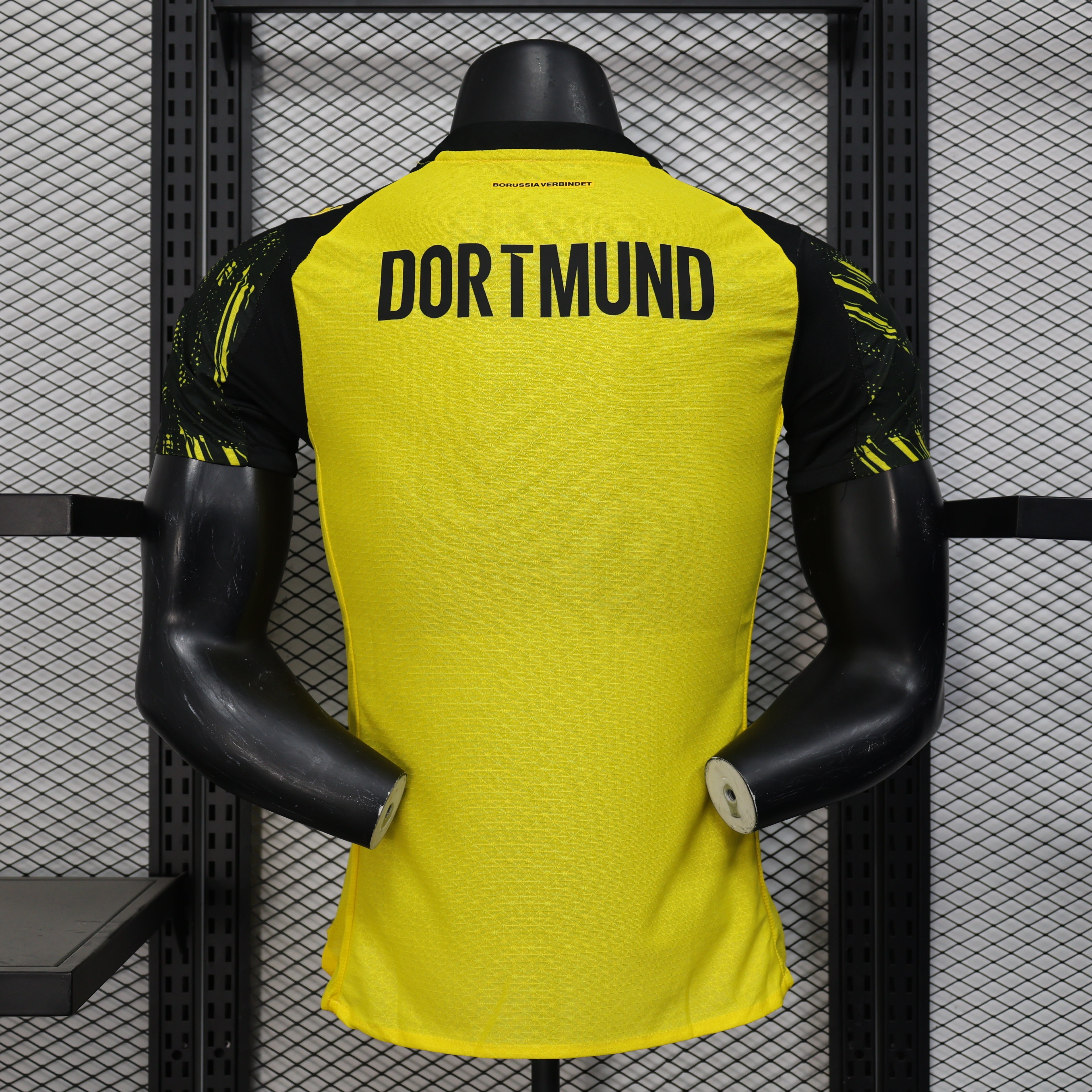 25/26 Borussia Dortmund Home Player Jersey