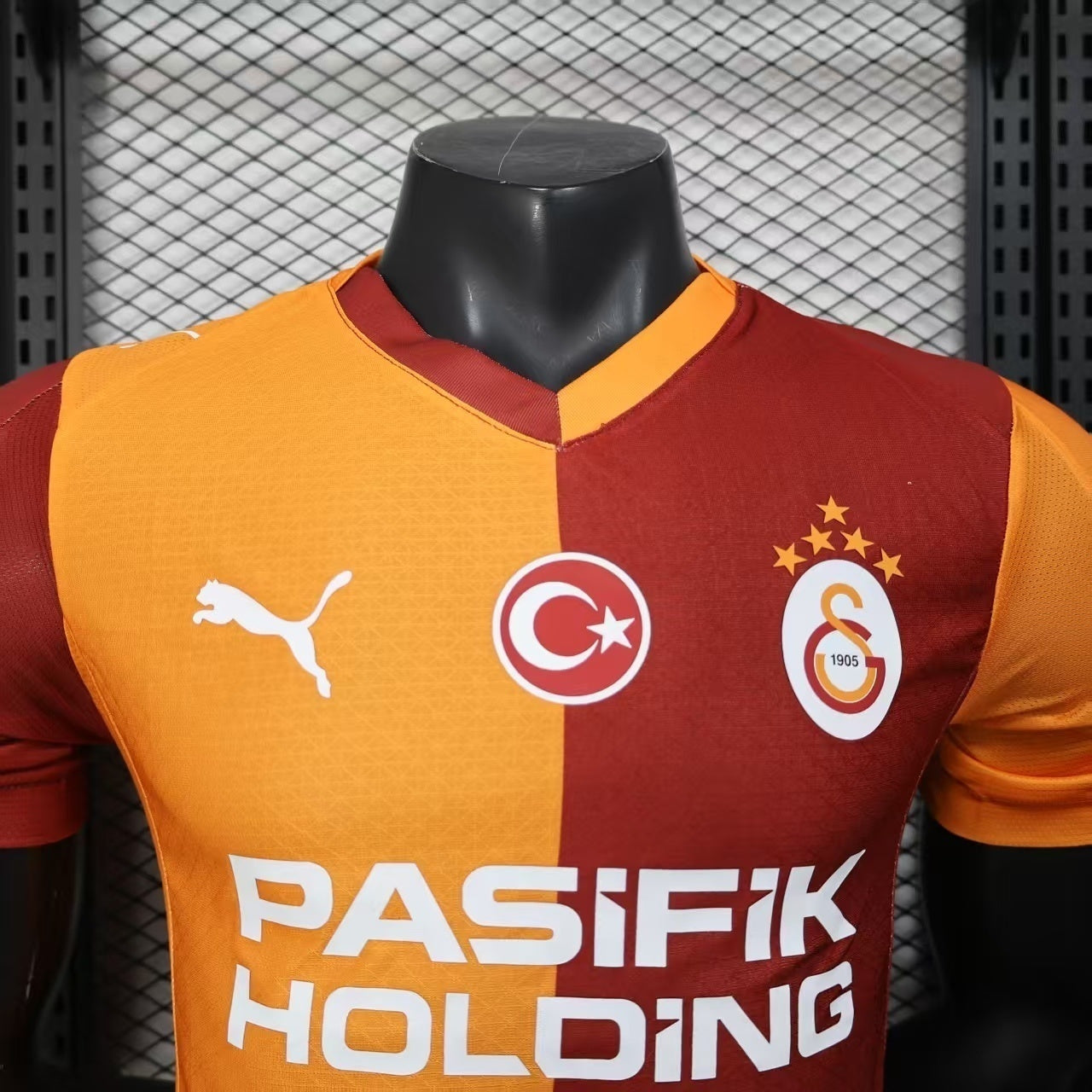 25/26 Galatasaray Home Player Jersey